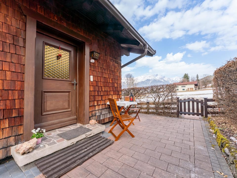 Entrance / Reception