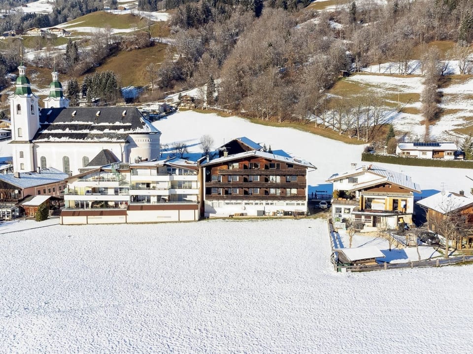 Holiday Home Exterior [winter]
