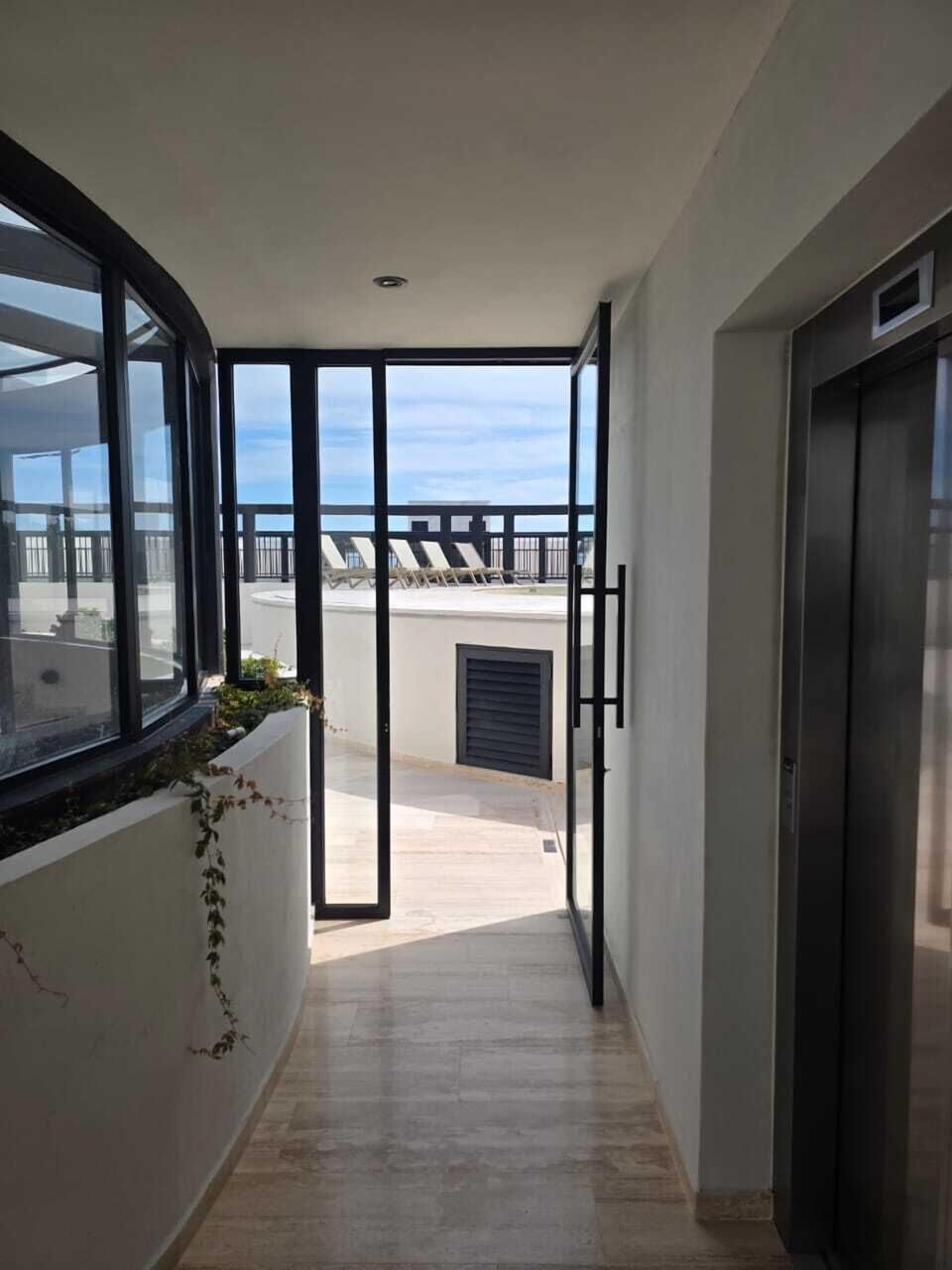 access to rooftop