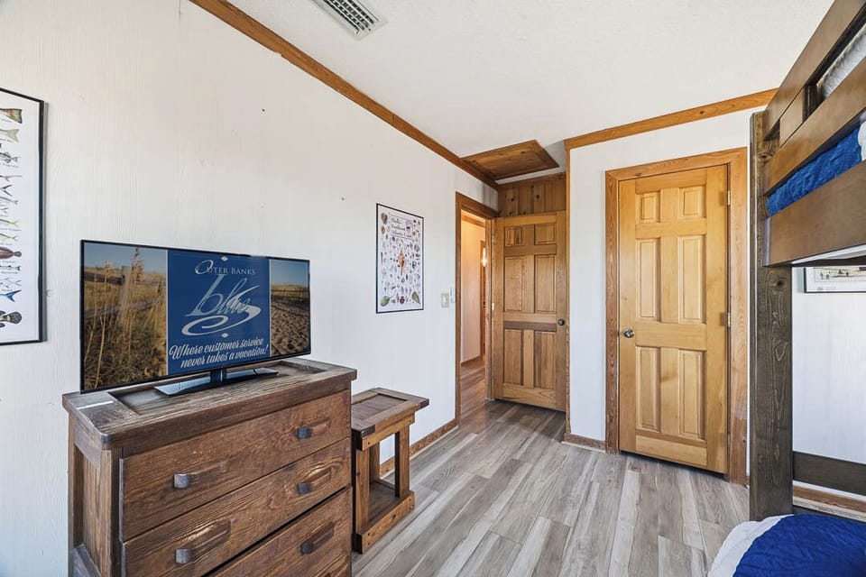 Main-Level Bedroom with Bunk Bed (Double over Double)