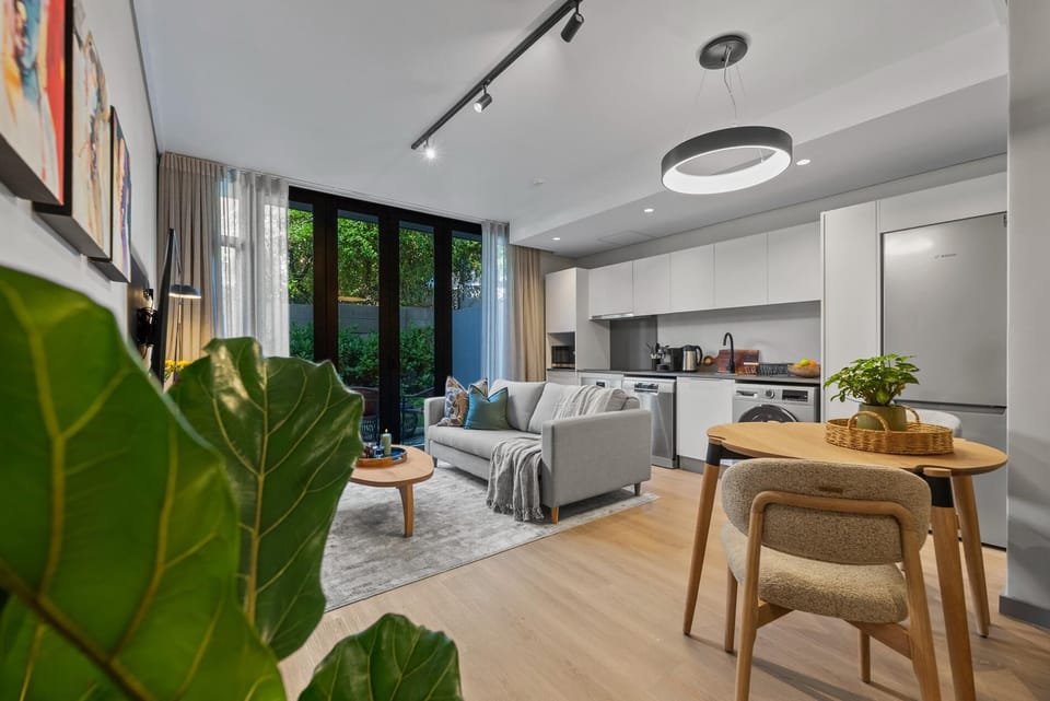 The Kenilworth 1 Bedroom Quite Sanctuary (32944)