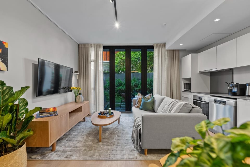 The Kenilworth 1 Bedroom Quite Sanctuary (32949)