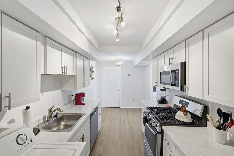 Indoors, Kitchen, Sink, Appliance, Microwave