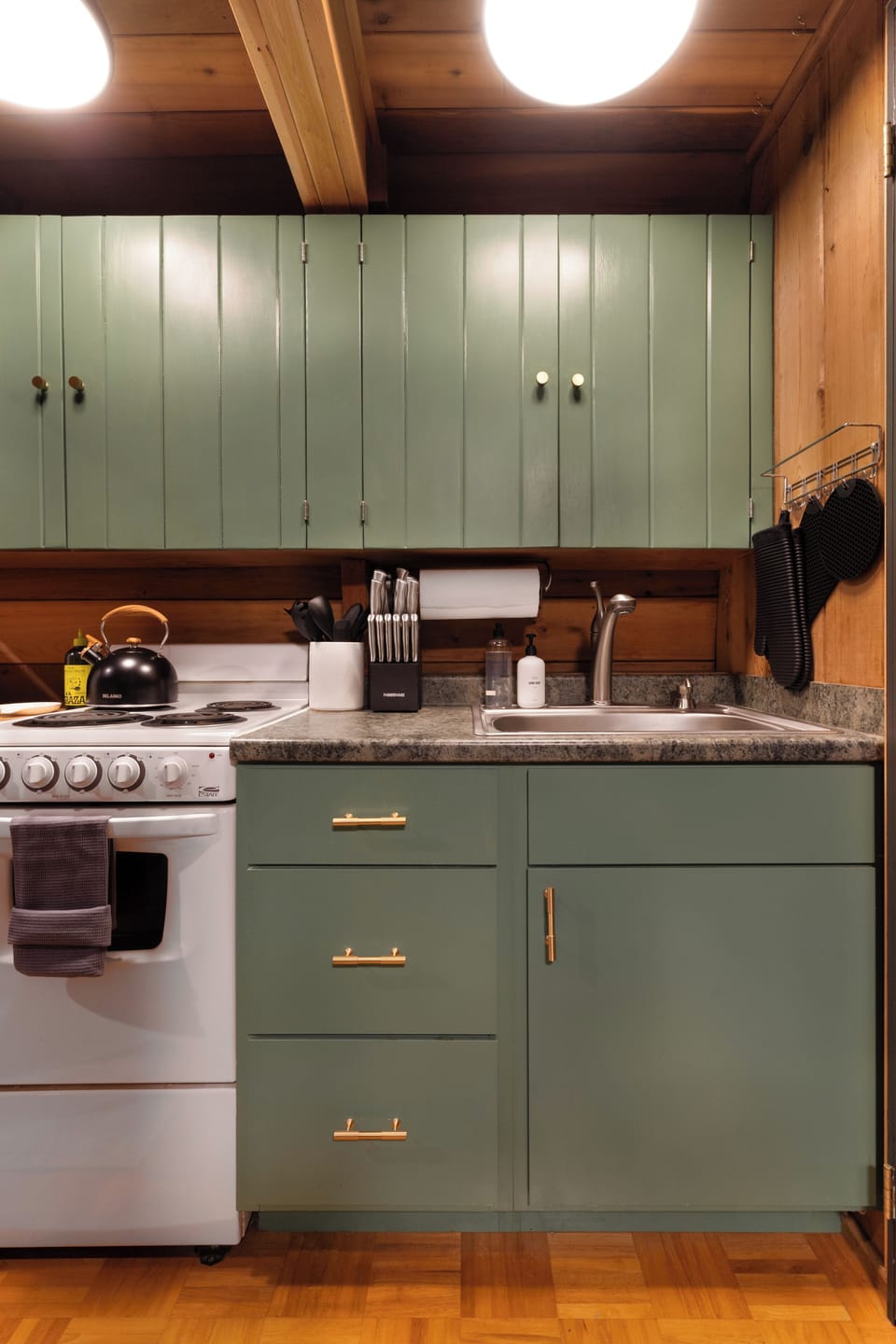 Fully-stocked kitchen for easy dinner prep