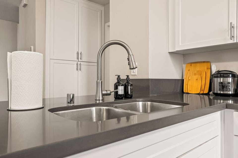 Everything you need to cook, prep, and dine in one sleek kitchen.