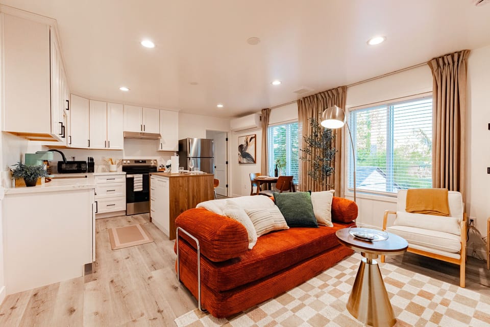 Modern living area perfect for family gatherings or quiet evenings.