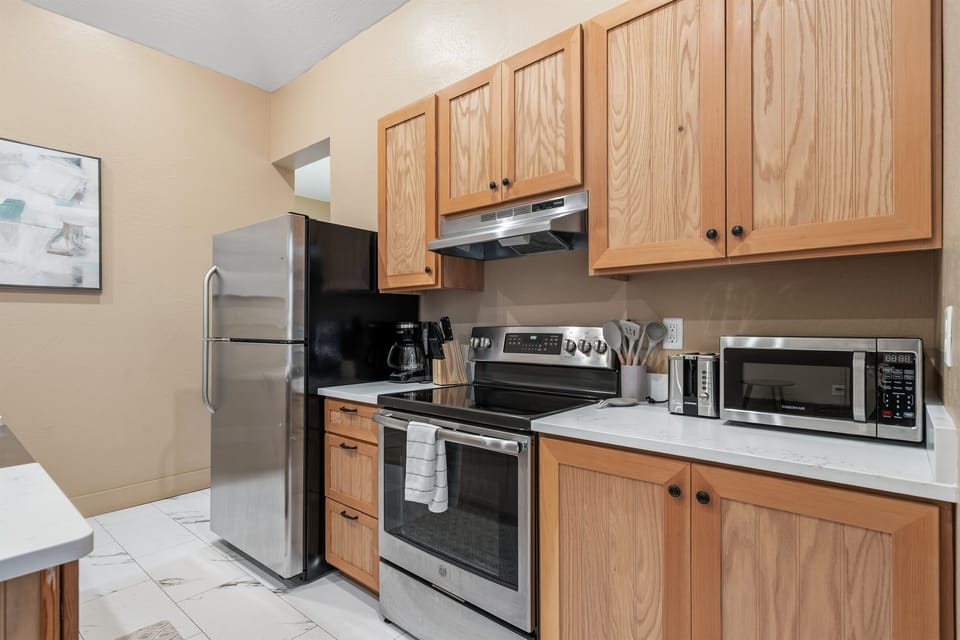 Unit 1: Kitchen Area