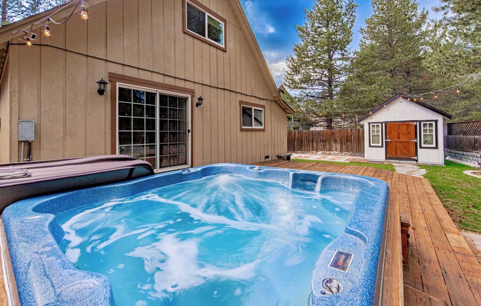 Private hot tub