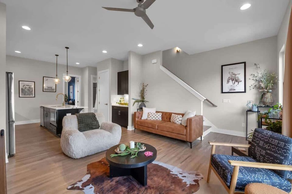 Living Room Retreat: Enjoy stylish decor and modern comfort in the heart of Nashville!