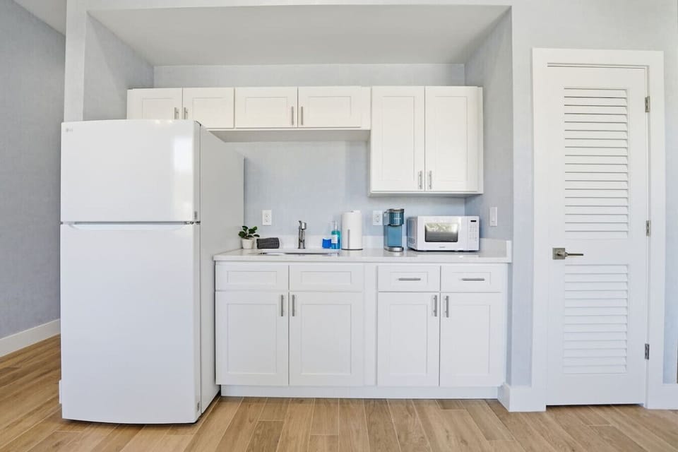 Boutique style kitchenette.