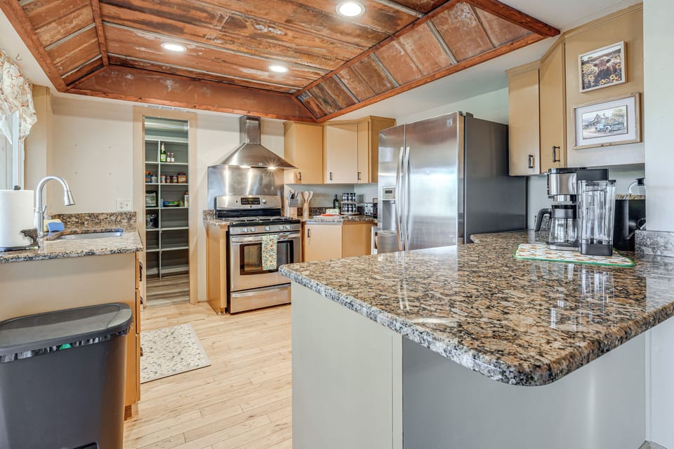 Kitchen | Main Level | Dishwasher