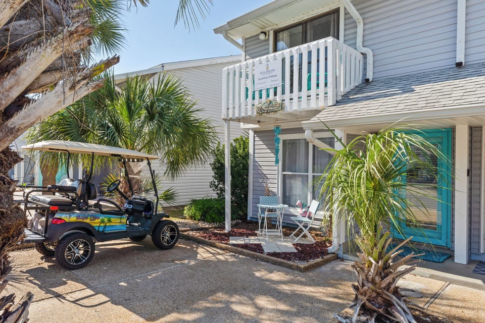 Golf cart - perfect for strolling the coastal community.