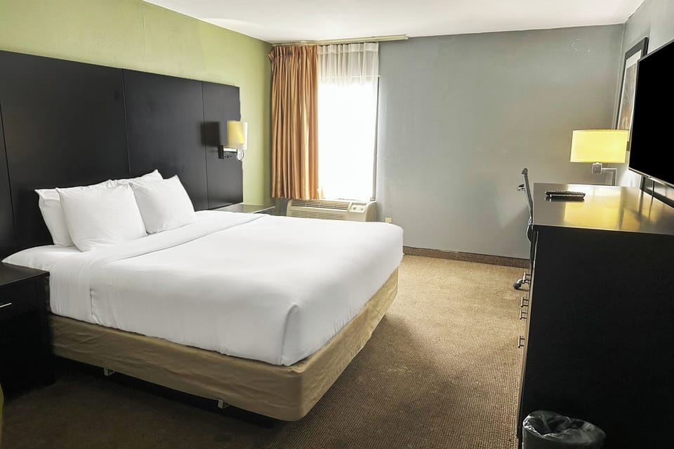 Bedroom. Interior and views may vary based on location and availability