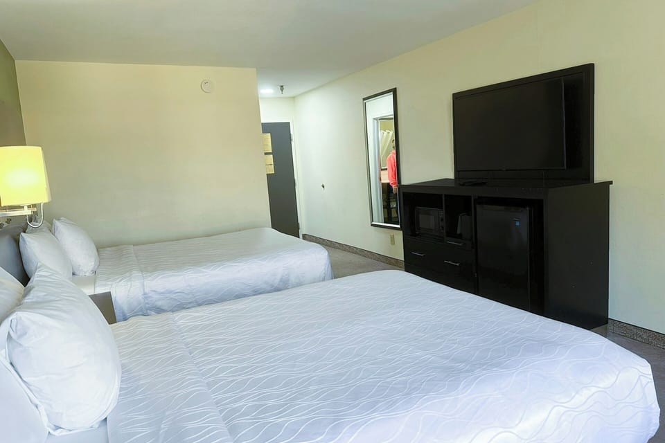 Settle in with a relaxing layout and easy TV viewing.