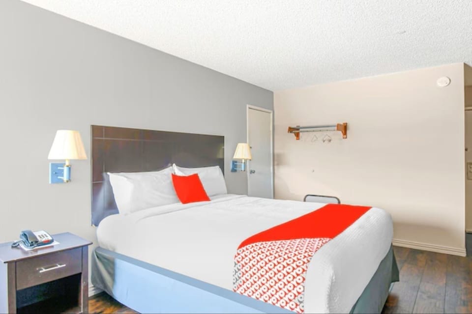 Bedroom. Interior and views may vary based on location and availability