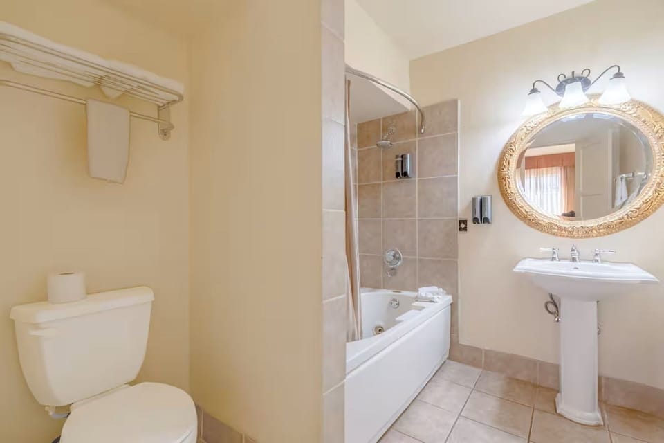 Unwind after adventures with a bright, spotless bath setup.