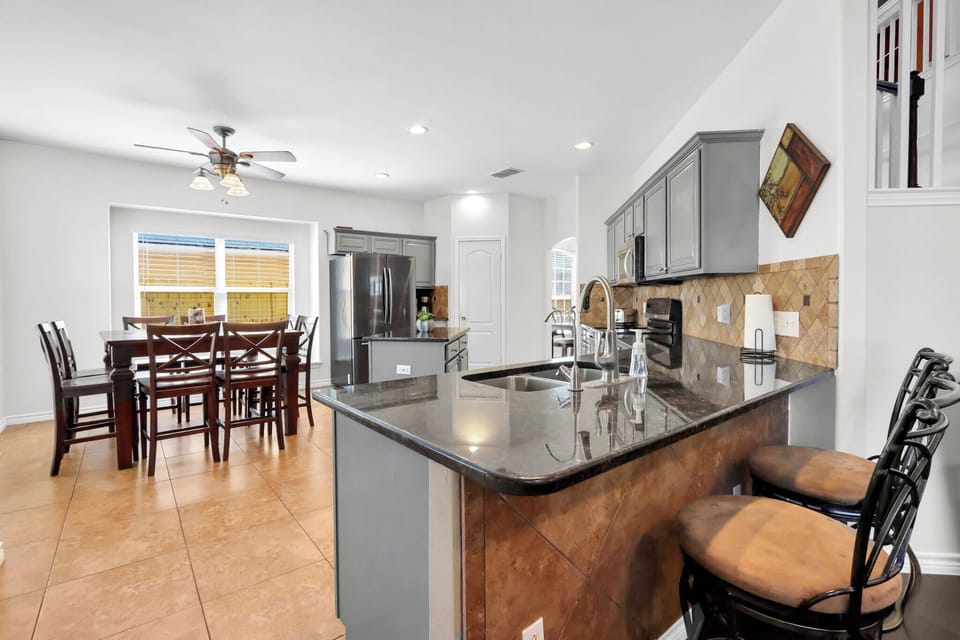 Ample countertop space