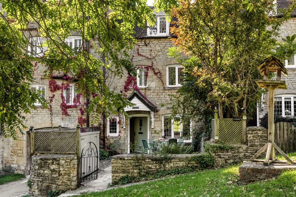 4 Court Cottages enjoys a peaceful location within the idyllic Cotswold village of Blockley