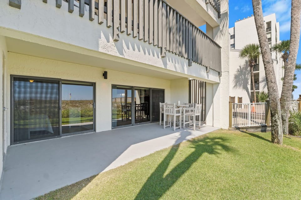 Spacious Patio