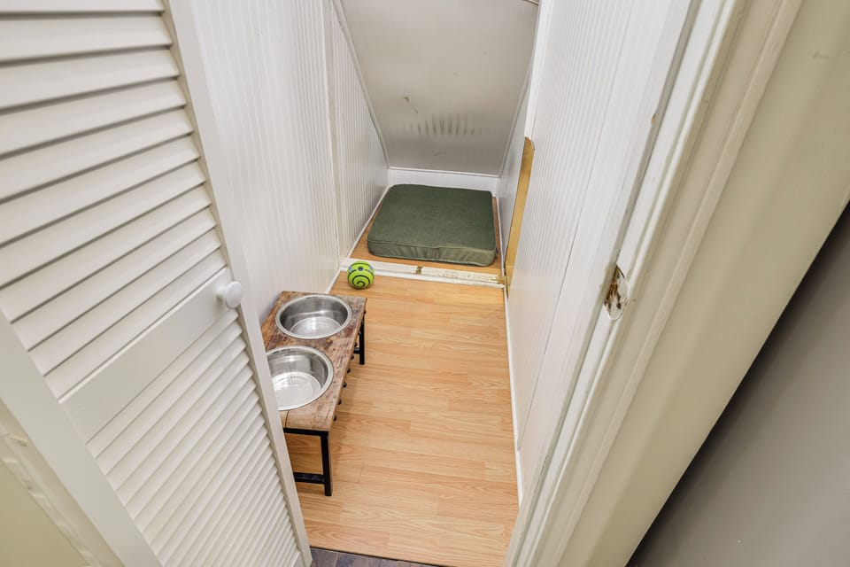 Dog Room | Main Level