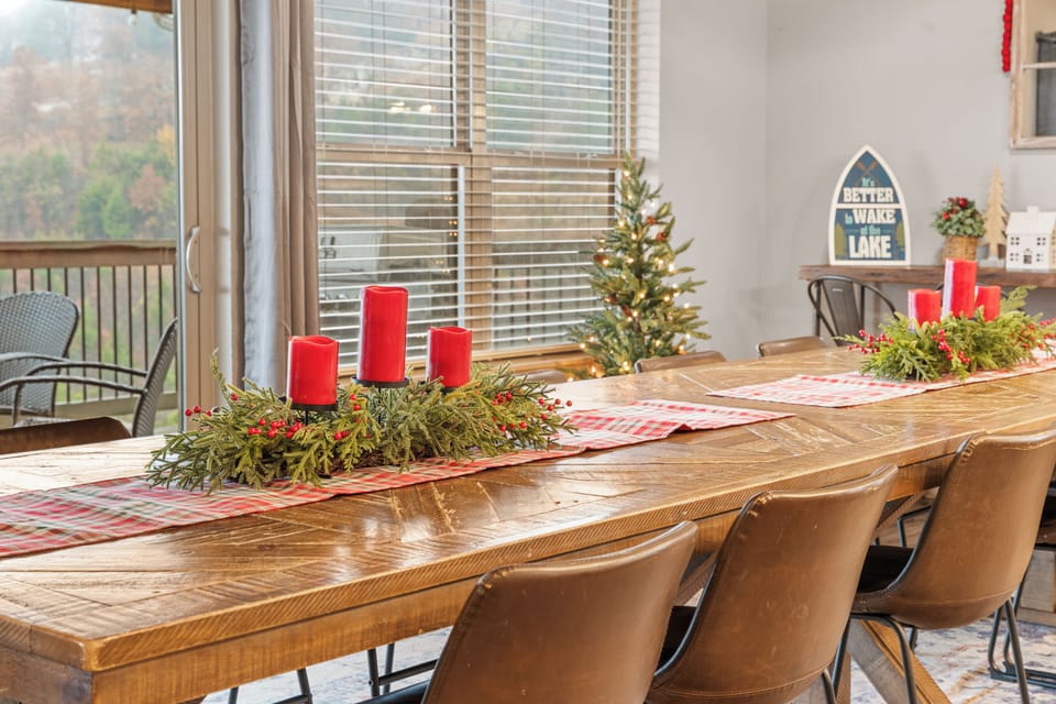 The dining room is decorated for Christmas!