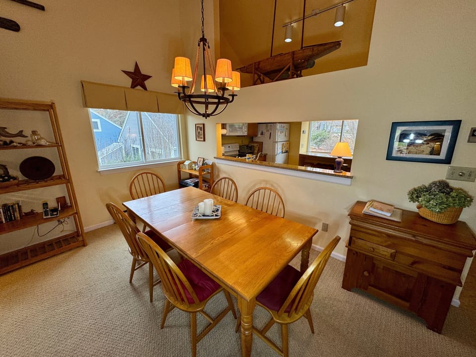 Dining / Living Room