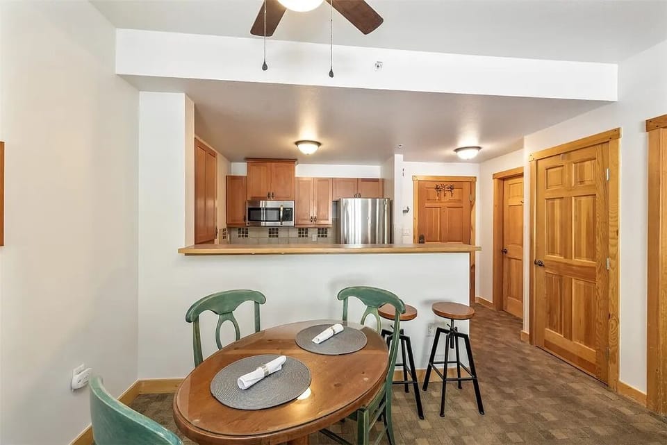 Fully Equipped Kitchen with Cooking Supplies, Coffee Maker