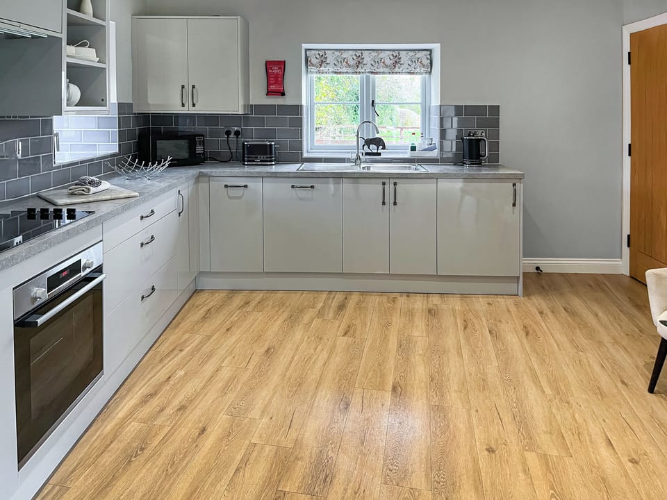 Kitchen | The Granary - Croft Farm, Thornhaugh, near Wisbech