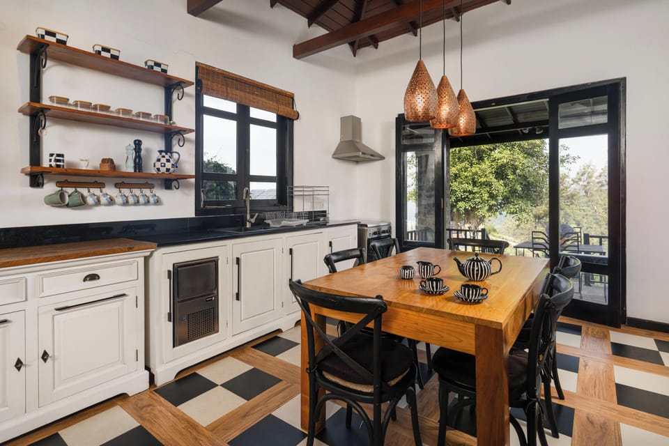 Garfield Cottage by TONIK - Kitchen