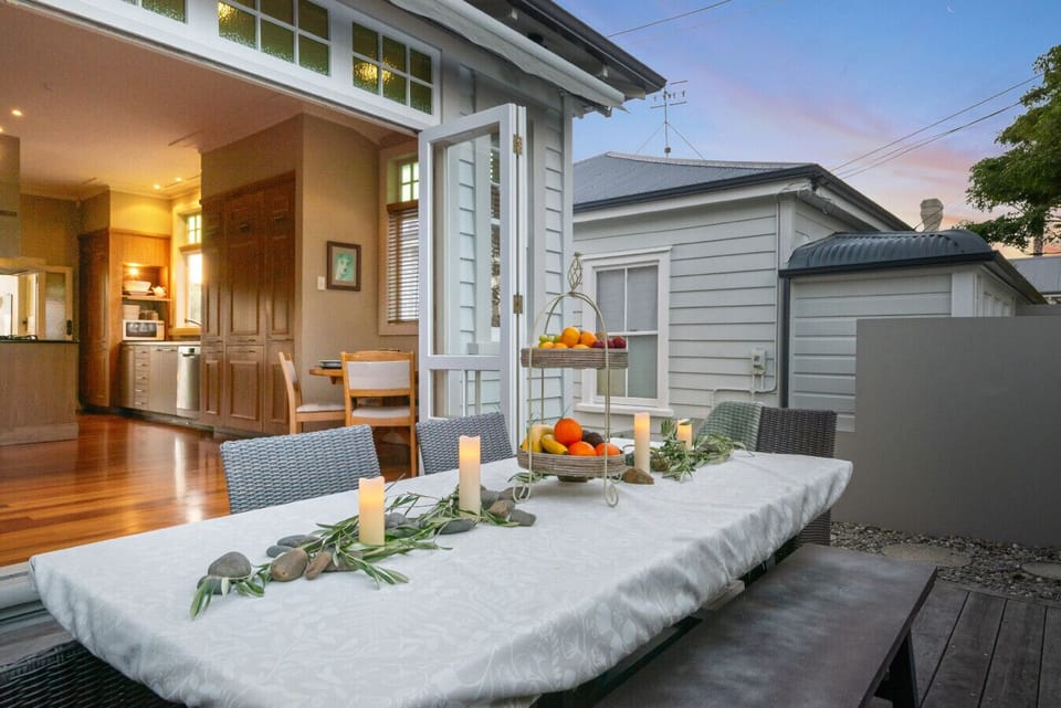 North facing patio with alfresco dining