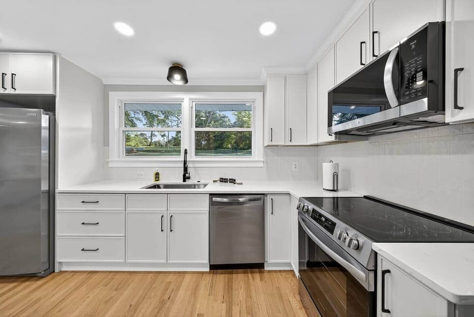 Well-equipped kitchen with full-size appliances and ample prep space