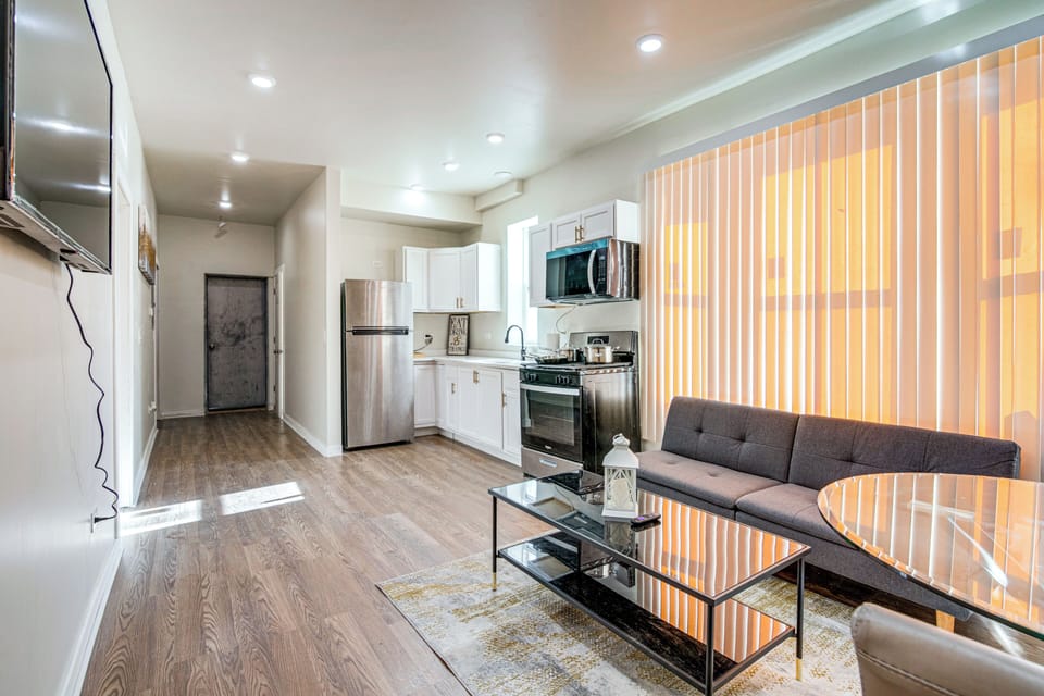 Living Area | Central A/C & Heating | Free WiFi | Board Games