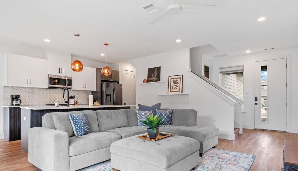 Where the kitchen meets the sofa. Snacks are just steps away.