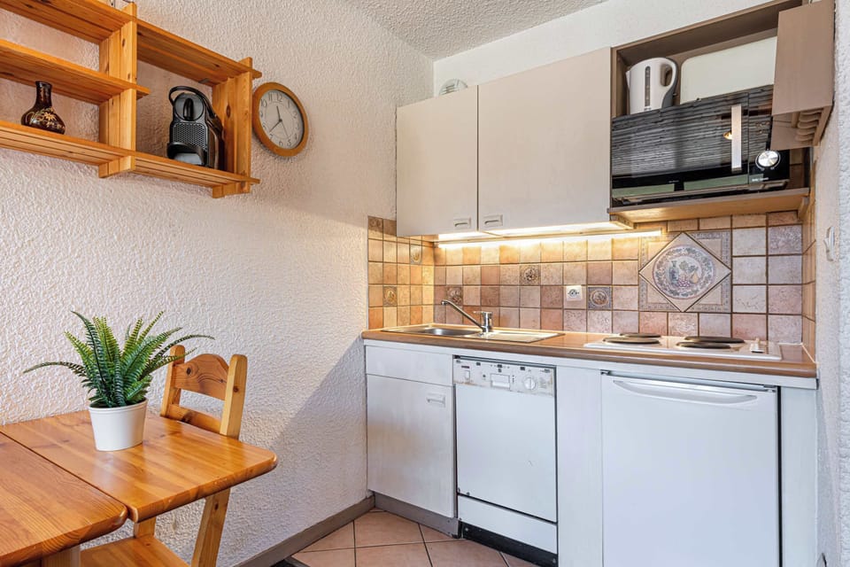 Full Equipped Kitchen