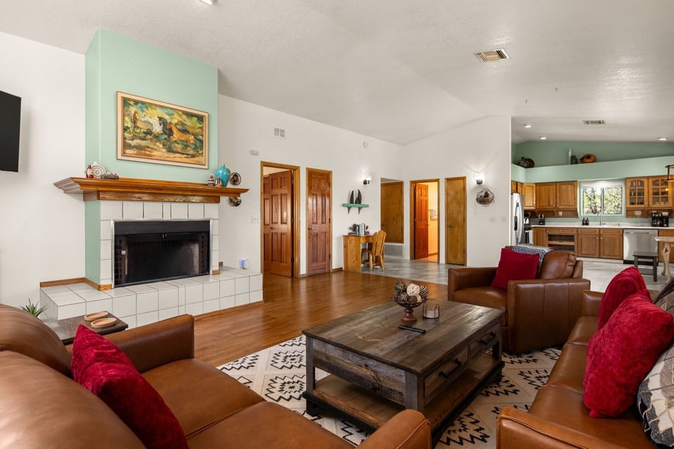 Spacious living room