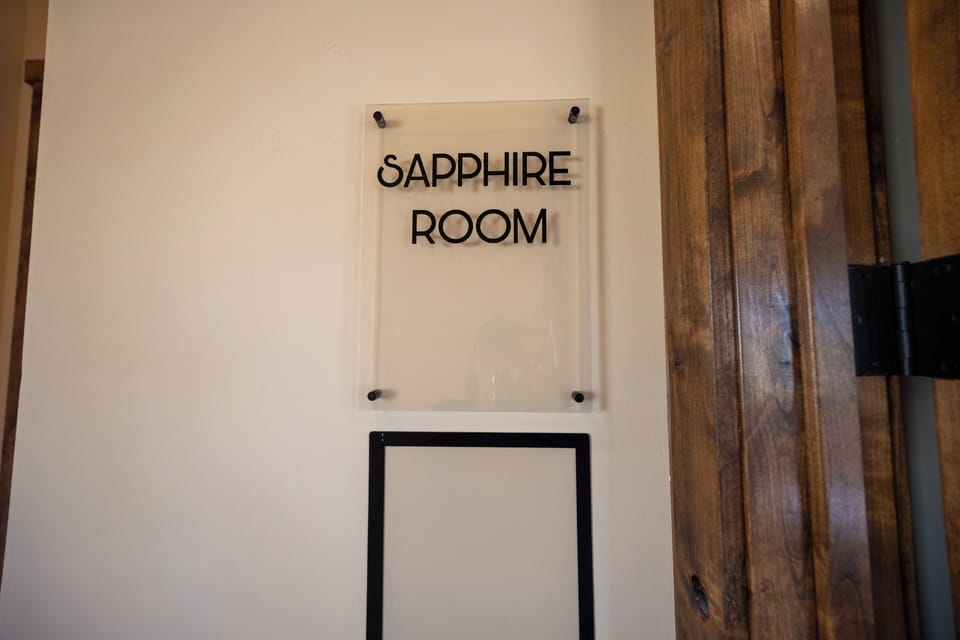Sapphire Room
