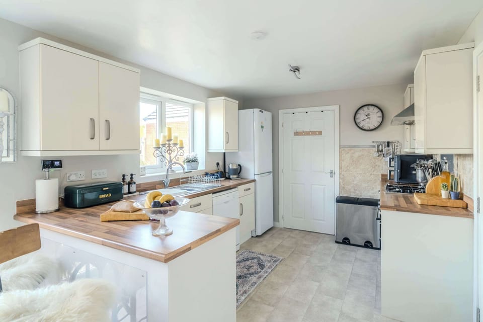 Spacious kitchen