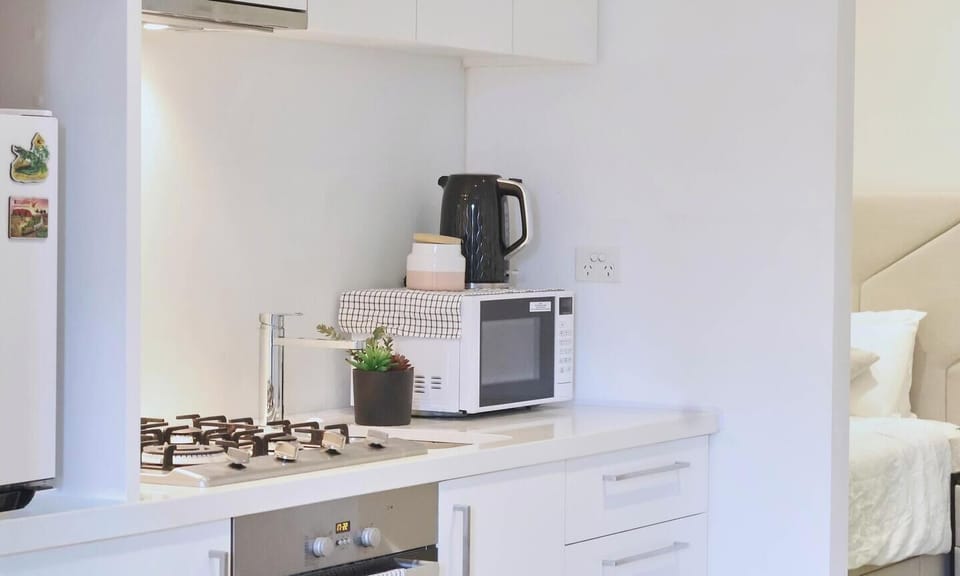 Functional kitchen for light cooking