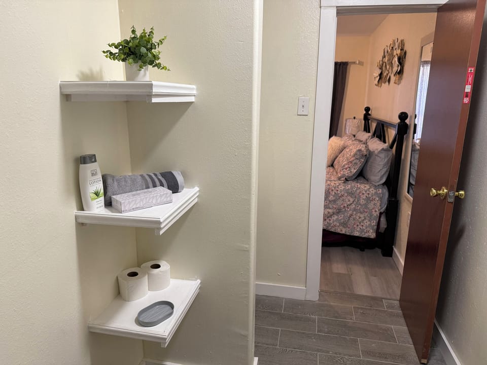 big space at master bathroom