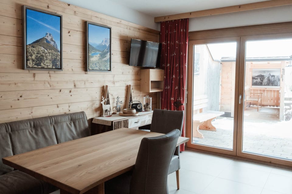 Chalet Puitbach Wintershooting Jan25 ArianeFroetscherFotografie neu 053