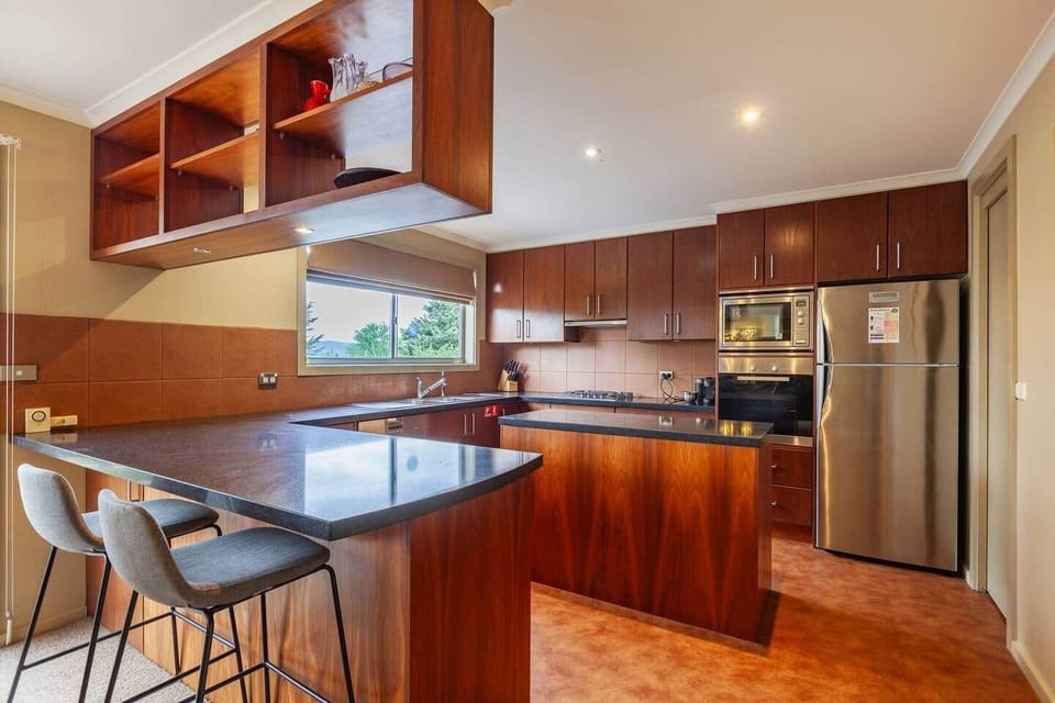 A modern, spacious, well stocked kitchen.
Mielle appliances and stocked with all your culinary needs to entertain or be entertained.