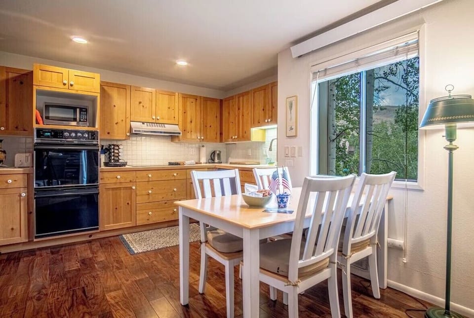 Well Equipped kitchen.