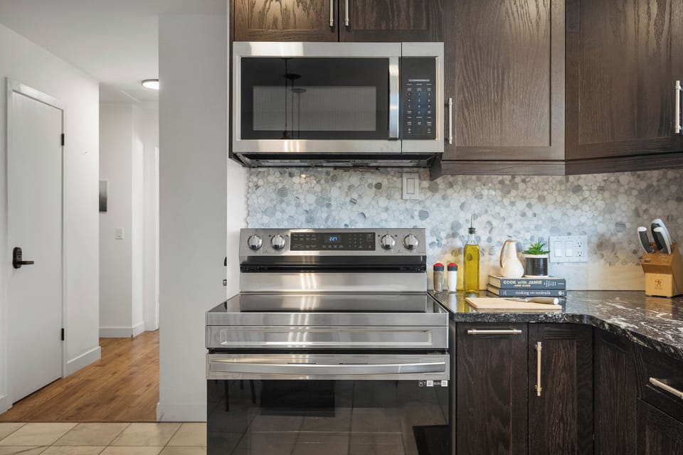 Cook, bake, repeat modern kitchen essentials at your fingertips.