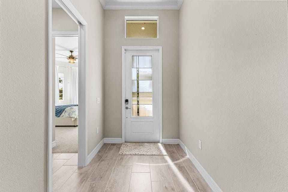 Your entryway to a relaxing Southwest Florida stay