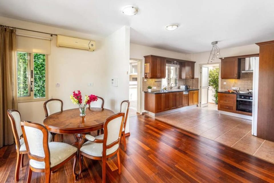 Dining area with A/C