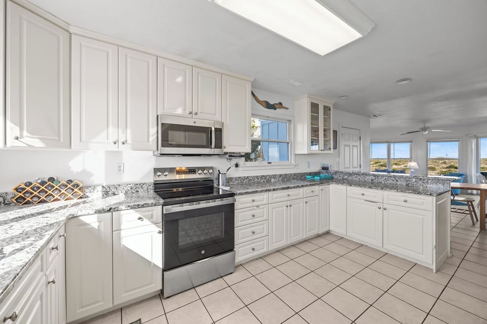 HISA15: Moon Palace | Third Level Kitchen