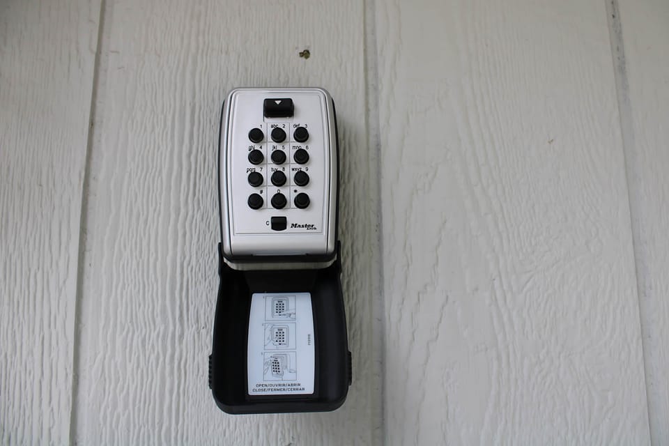 Key Box