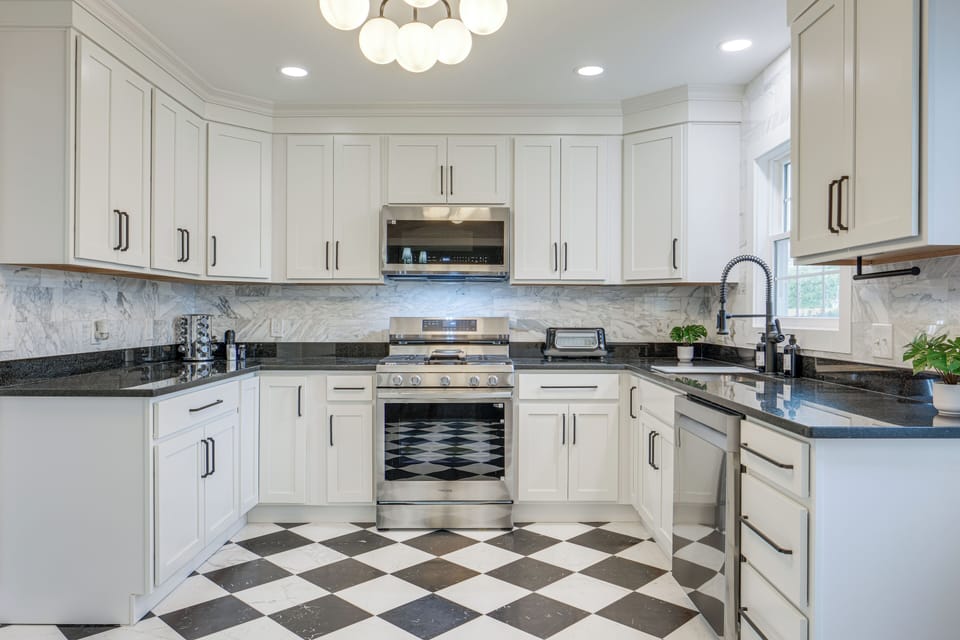 Kitchen | 1st Floor