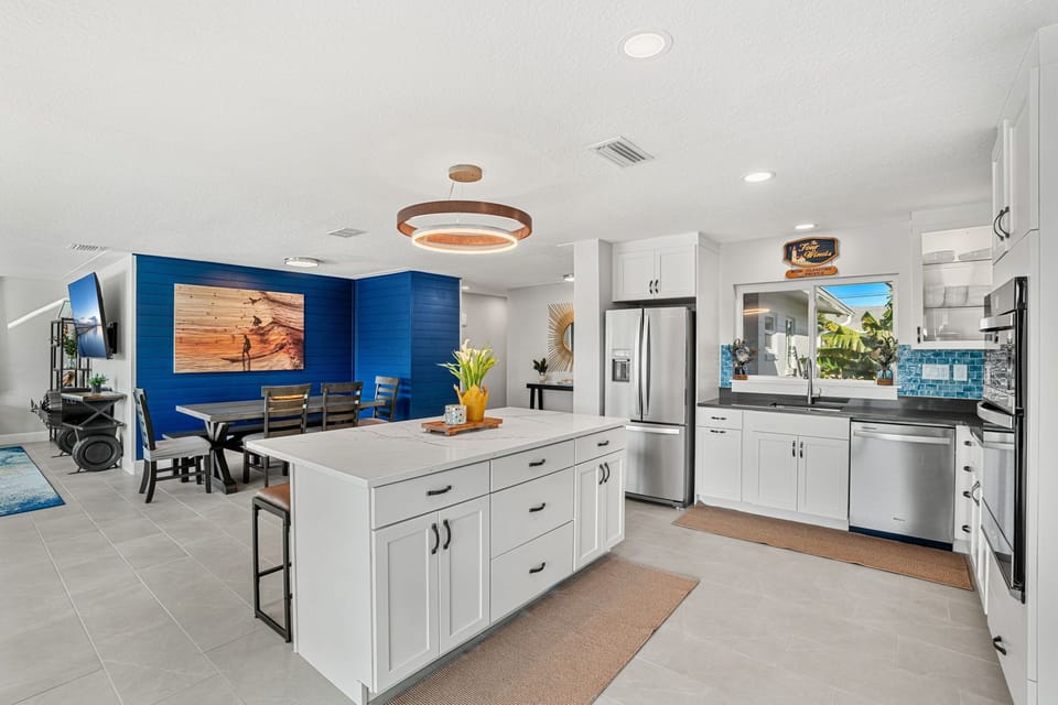 Large kitchen island with plenty of space to cook homemade meals