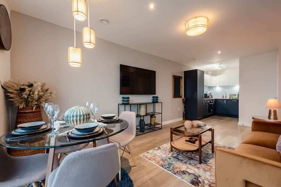 Living Room / Lounge